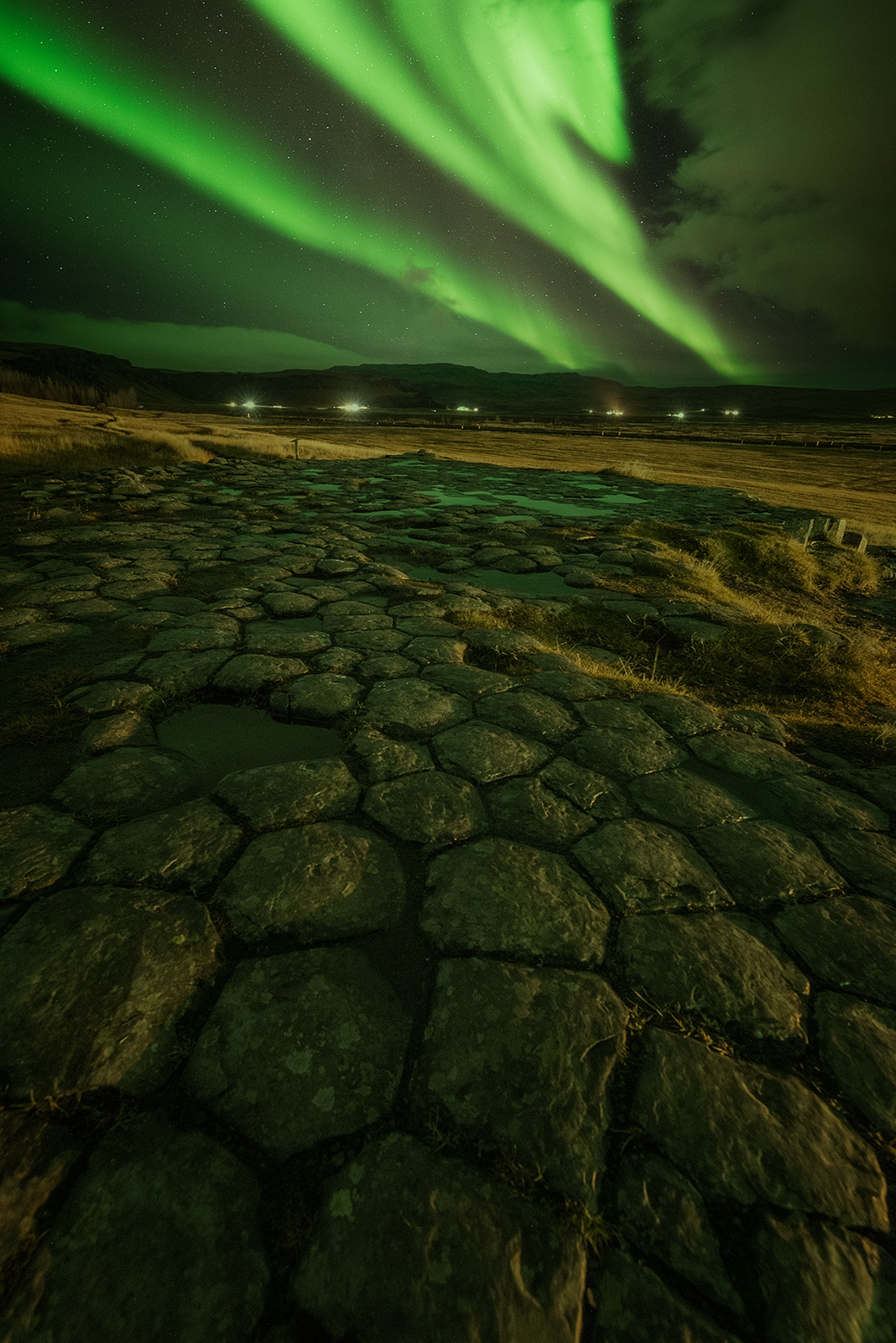 Aurore boréale isolée dans le ciel aux Lofoten en 2024, photographiée par Stan-Timelapse & Photographie