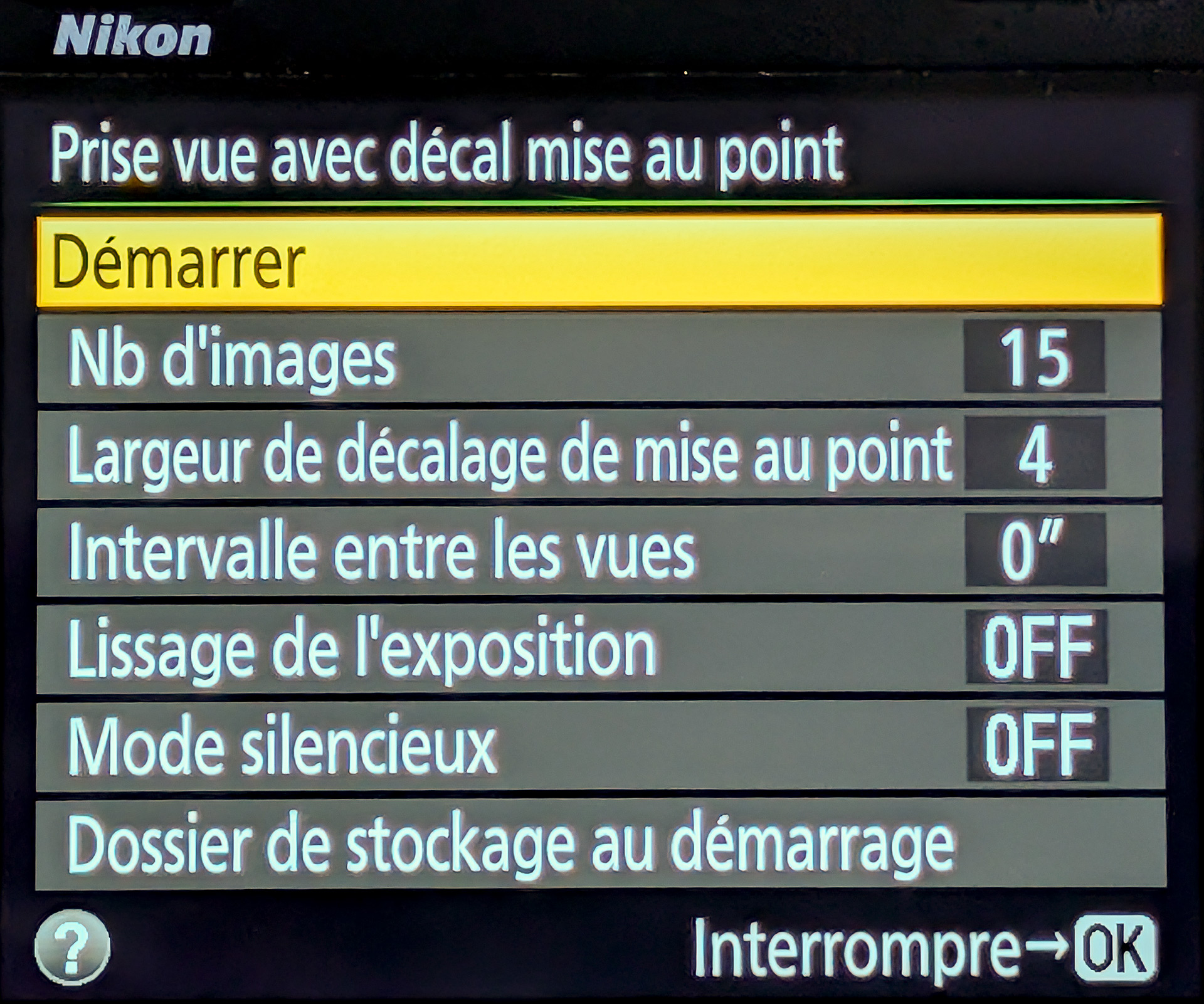 Réglage du décalage de mise au point sur un Nikon D850 Menu de décalage de mise au point du Nikon D850 affichant les différents paramètres de focus stacking.